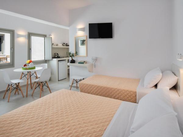Olive Tree Suites : photo 2 de la chambre studio (3 adultes)