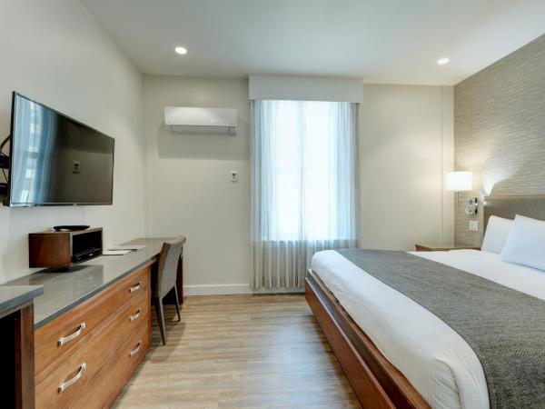 Strathcona Hotel : photo 2 de la chambre chambre lit king-size