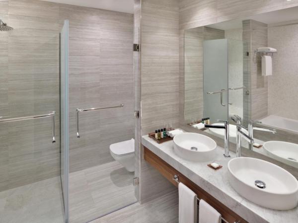 Mövenpick Hotel Apartments Downtown Dubai : photo 2 de la chambre penthouse 
