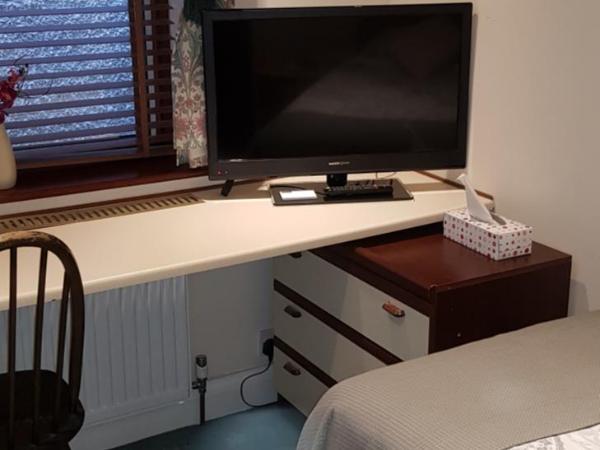 Milka's : photo 2 de la chambre chambre simple avec douche