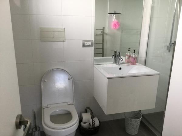 Bed & Breakfast in the Heart of Fendalton : photo 1 de la chambre chambre lit queen-size