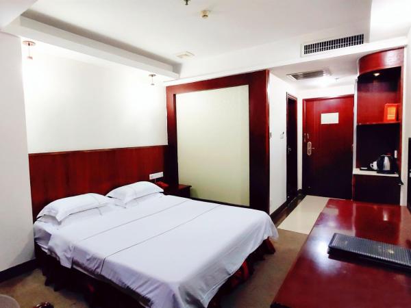 Guangzhou Junshan Hotel - Shuttle bus for Canton Fair : photo 4 de la chambre chambre double ou lits jumeaux avec douche