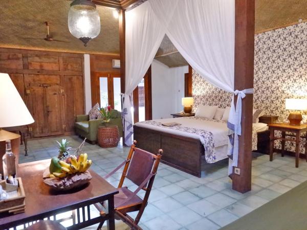 D'omah Yogya Hotel : photo 2 de la chambre staycation offer - heritage suite with private jacuzzi