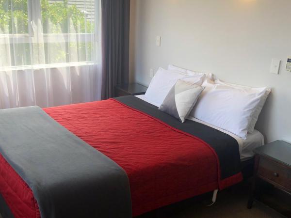 Absolute Lake View Motel : photo 2 de la chambre studio avec vue sur lac