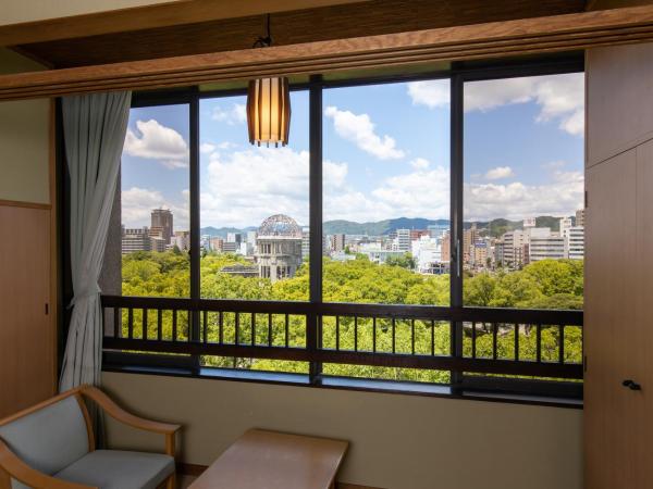 Hiroshima no Yado Aioi : photo 1 de la chambre chambre de style japonais - vue sur dôme