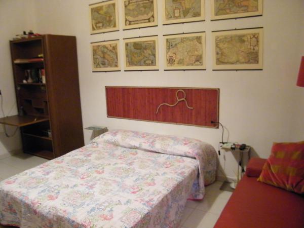 B&Bvintage5bis : photo 7 de la chambre chambre double standard avec salle de bains commune