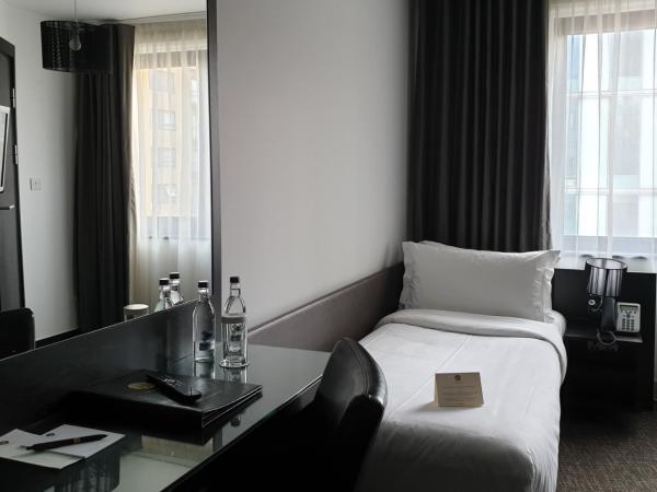 The Westbridge Hotel Stratford : photo 2 de la chambre chambre simple