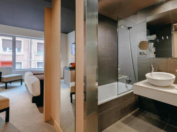 Hesperia Bilbao : photo 6 de la chambre chambre double ou lits jumeaux standard