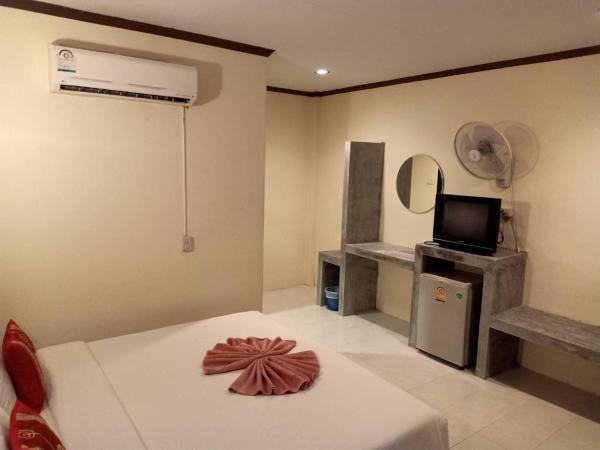 Blue Andaman Lanta Resort : photo 5 de la chambre chambre double standard