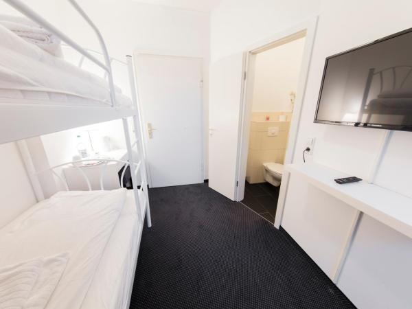 dreams Düsseldorf : photo 1 de la chambre chambre double avec lit superposé