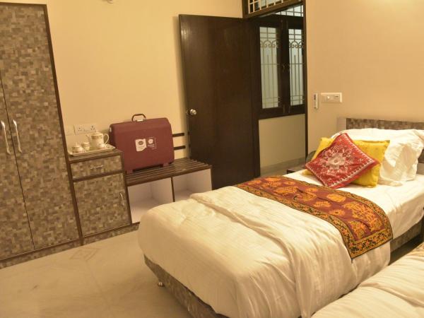 Royal House Jaipur : photo 1 de la chambre chambre double ou lits jumeaux deluxe - vue sur ville