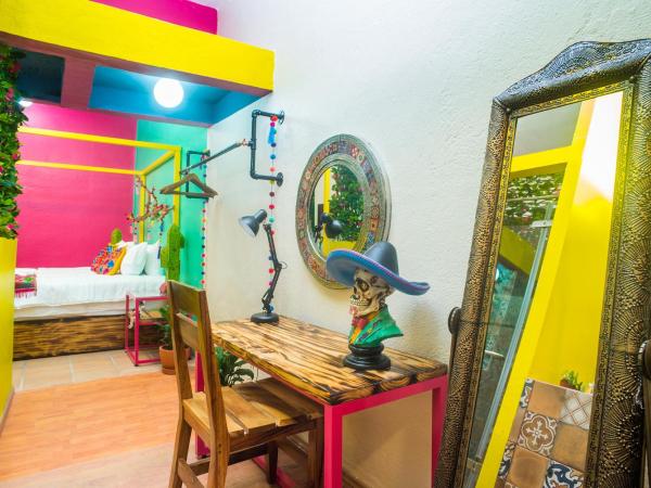 CASA MARÍA MALECÓN : photo 5 de la chambre studio lit king-size deluxe