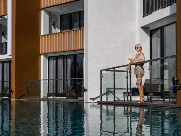 iSanook Resort & Suites Hua Hin : photo 4 de la chambre suite avec accès piscine