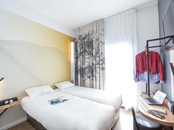 B&B HOTEL Sainte-Maxime Golfe de Saint Tropez : photo 3 de la chambre chambre lits jumeaux