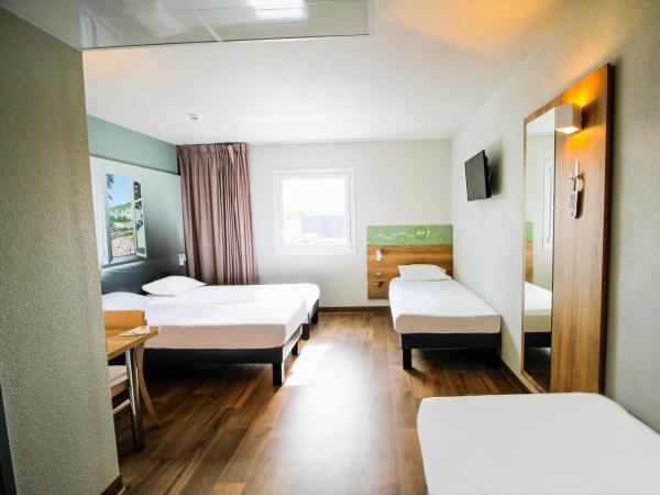 B&B HOTEL Montélimar Sud : photo 1 de la chambre chambre quadruple standard