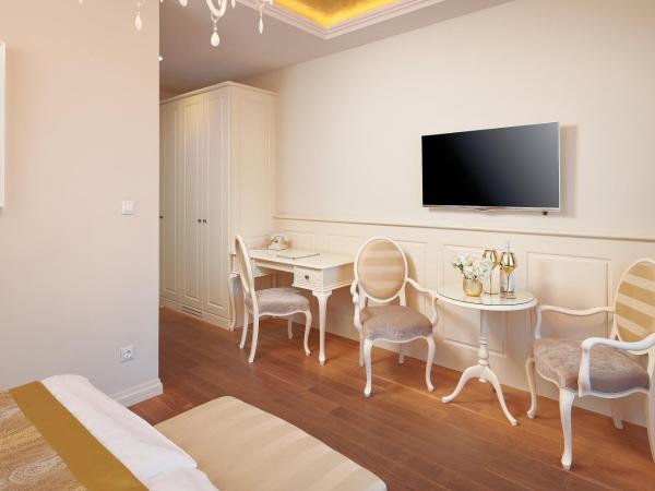 Piazza Heritage Hotel : photo 9 de la chambre chambre double ou lits jumeaux deluxe - vue sur ville