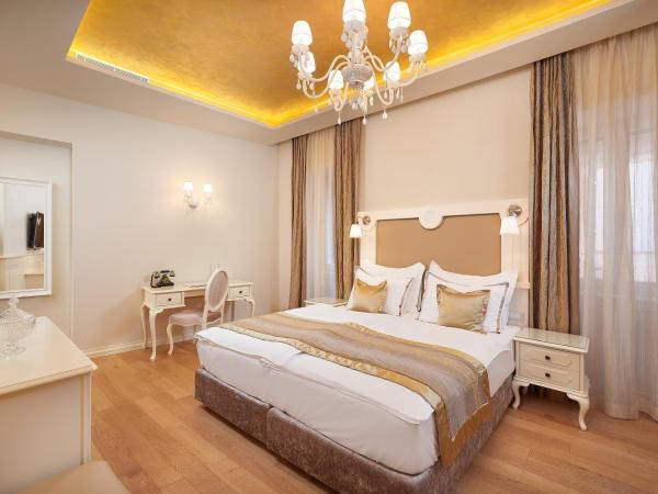 Piazza Heritage Hotel : photo 9 de la chambre chambre deluxe double ou lits jumeaux