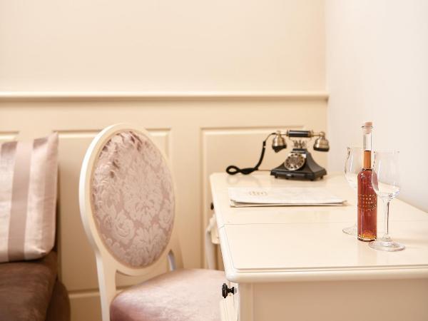 Piazza Heritage Hotel : photo 4 de la chambre chambre double ou lits jumeaux supérieure avec vue sur ville