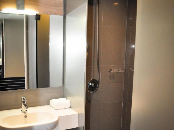 Novotel Curitiba Batel : photo 9 de la chambre chambre double supérieure avec canapé-lit