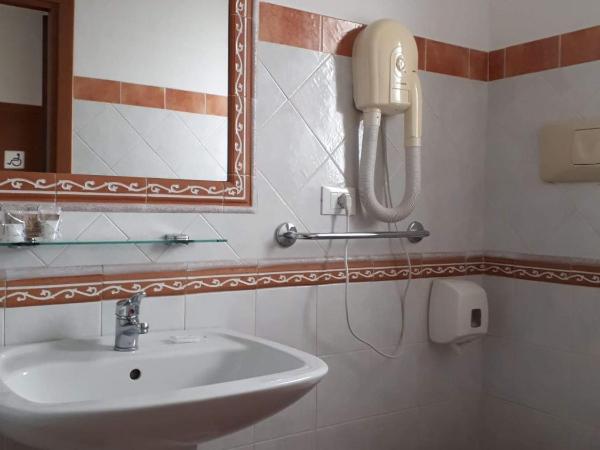 Hotel Elite : photo 5 de la chambre chambre simple