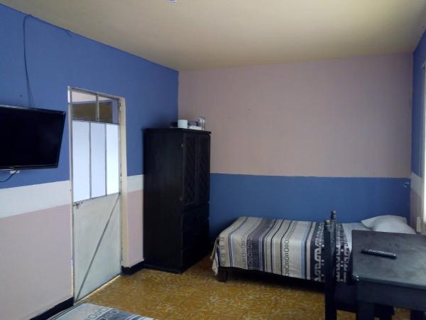Pensión Aguayo : photo 2 de la chambre chambre lits jumeaux classique