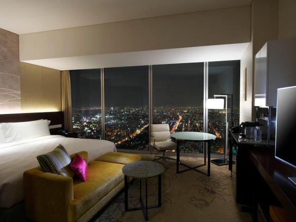 Osaka Marriott Miyako Hotel : photo 4 de la chambre chambre lit king-size deluxe - non-fumeurs 