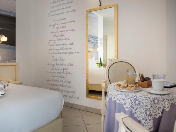 Sovrana Hotel & SPA : photo 2 de la chambre suite junior avec balcon