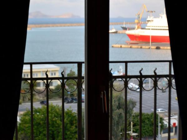GDM Megaron, Historical Monument Hotel : photo 2 de la chambre chambre simple exécutive - vue sur mer