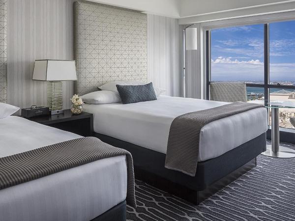 Manchester Grand Hyatt San Diego : photo 10 de la chambre chambre double avec 2 lits doubles et vue sur la baie