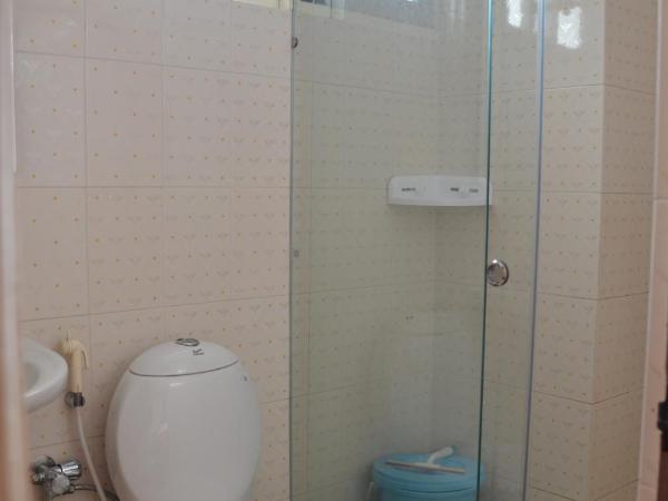 Dondrub Guest House : photo 4 de la chambre chambre deluxe double ou lits jumeaux