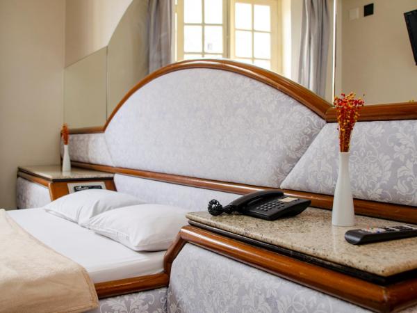 Hotel Sheik (Adults Only) : photo 1 de la chambre suite avec baignoire spa (2 adultes)