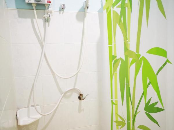 Papaya Cottage Koh Chang : photo 8 de la chambre chambre triple supérieure