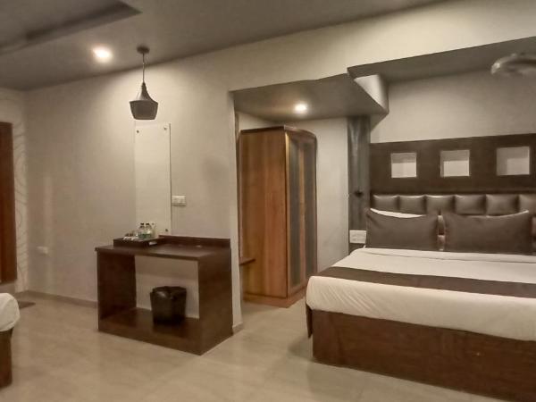 Hotel Maan Residency : photo 5 de la chambre suite