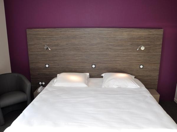 Logis Hôtel A la Bonne Auberge : photo 4 de la chambre chambre double supérieure