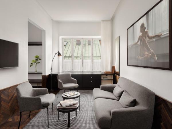 Miss Clara by Nobis, Stockholm, a Member of Design Hotels™ : photo 9 de la chambre suite