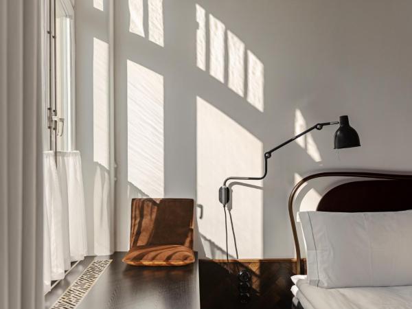 Miss Clara by Nobis, Stockholm, a Member of Design Hotels™ : photo 5 de la chambre chambre double supérieure