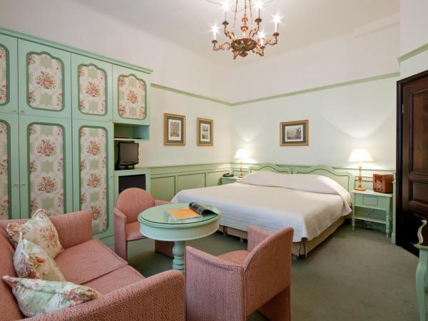 Hotel König von Ungarn : photo 9 de la chambre chambre double