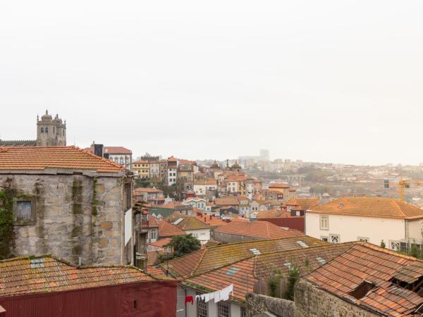 House of Artists : photo 9 de la chambre chambre familiale - vue sur ville