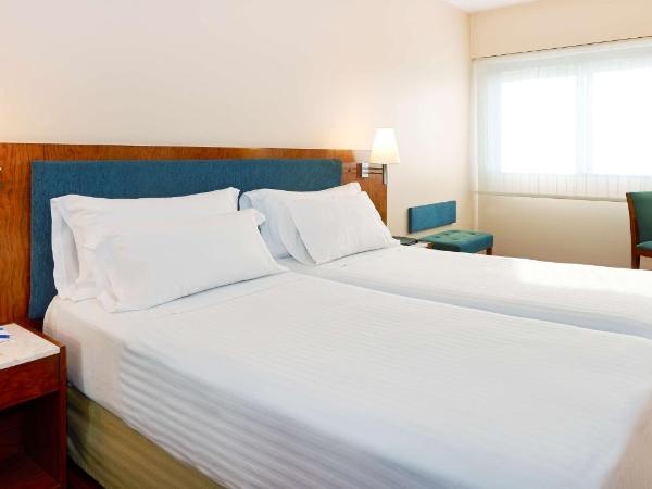 NH Barcelona Entenza : photo 2 de la chambre chambre double ou lits jumeaux