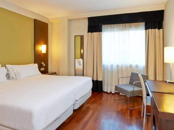 NH Sport : photo 10 de la chambre chambre double ou lits jumeaux standard