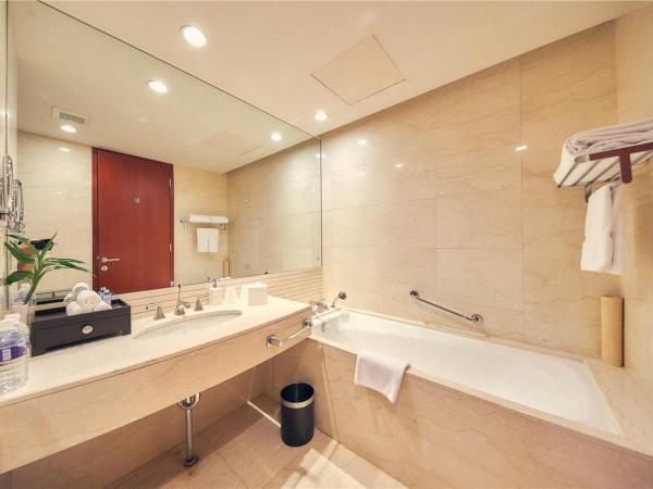 Parkview Hotel : photo 2 de la chambre chambre lit king-size supérieure