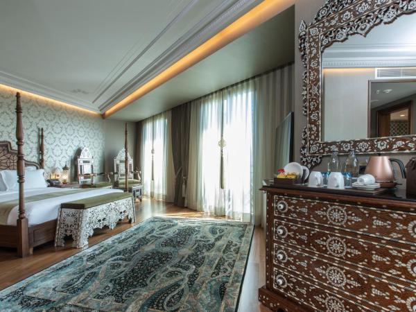 AJWA Sultanahmet - Preferred Hotels LVX Collection : photo 2 de la chambre suite d'angle - vue sur mer