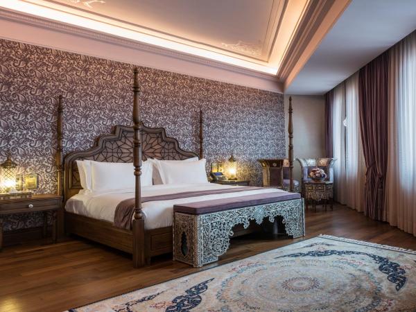 AJWA Sultanahmet - Preferred Hotels LVX Collection : photo 1 de la chambre suite d'angle - vue sur rue