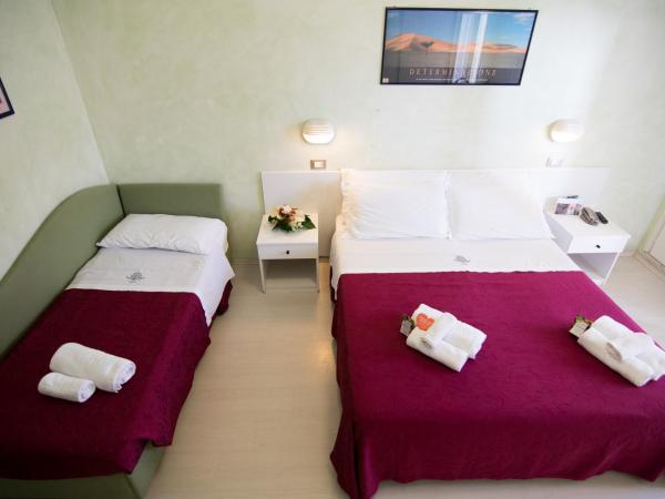 Hotel Dei Platani : photo 4 de la chambre chambre triple standard
