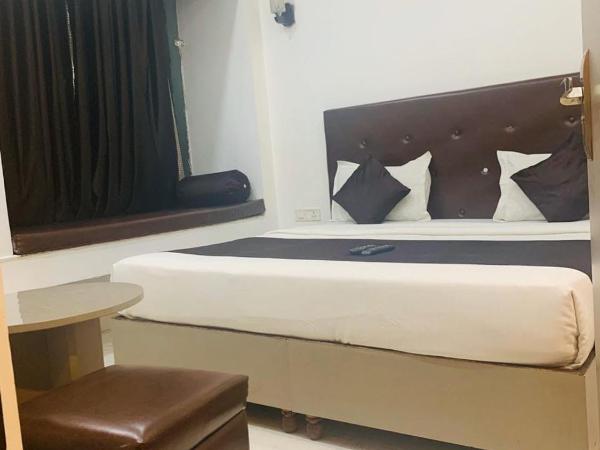 Red inn : photo 7 de la chambre deluxe double room with bath - indian nationals only