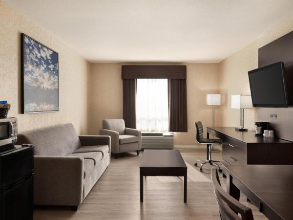 Days Inn by Wyndham Saskatoon : photo 2 de la chambre suite exécutive