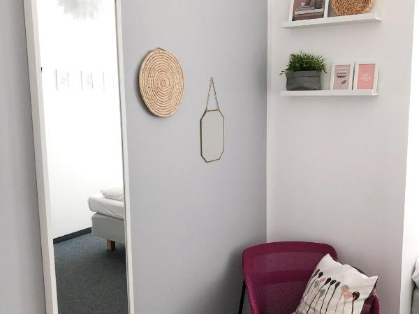 Pension Absolut Berlin : photo 4 de la chambre chambre simple avec salle de bains commune