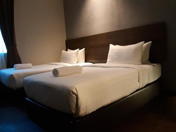 MIICO Hotel @ Mount Austin : photo 3 de la chambre chambre lits jumeaux avec fenêtre