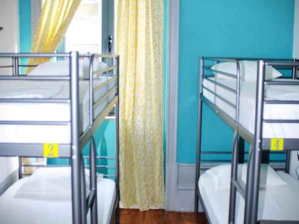 By Doors Hostel : photo 3 de la chambre lit dans dortoir mixte de 4 lits