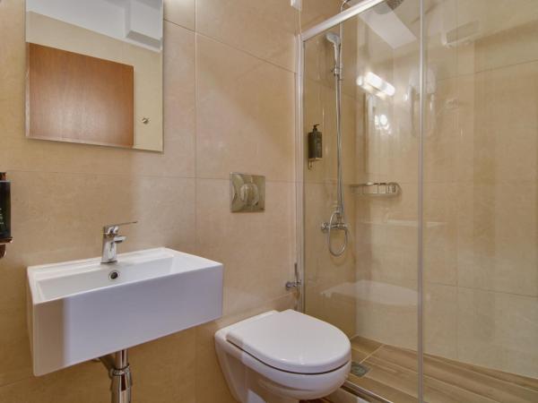 Ali Pasha Hotel : photo 3 de la chambre chambre quadruple de luxe